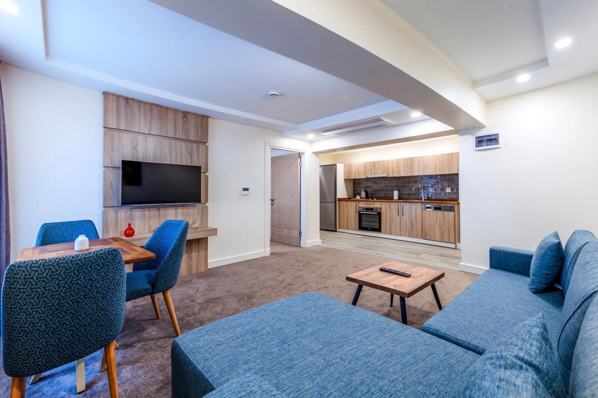 Roys Hotel & Suites Истанбул Екстериор снимка