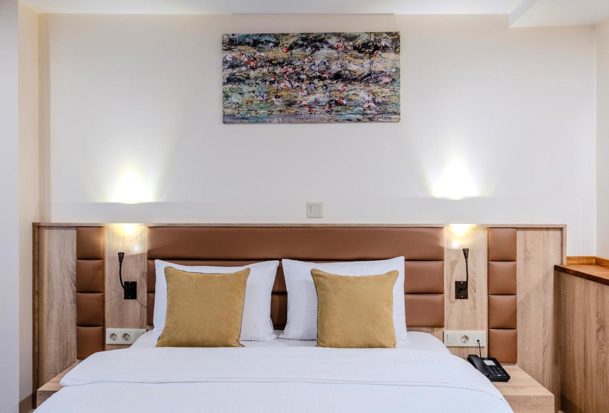 Roys Hotel & Suites Истанбул Екстериор снимка