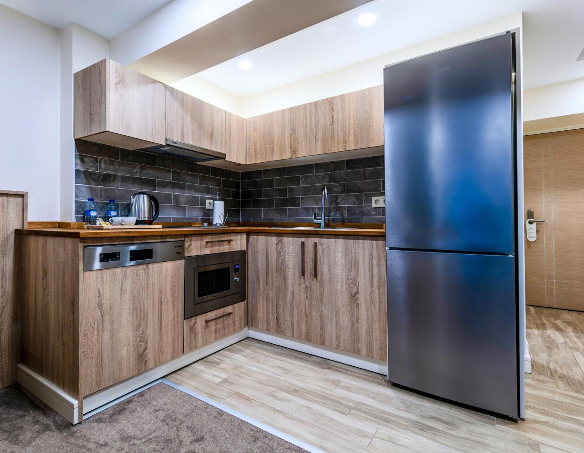 Roys Hotel & Suites Истанбул Екстериор снимка