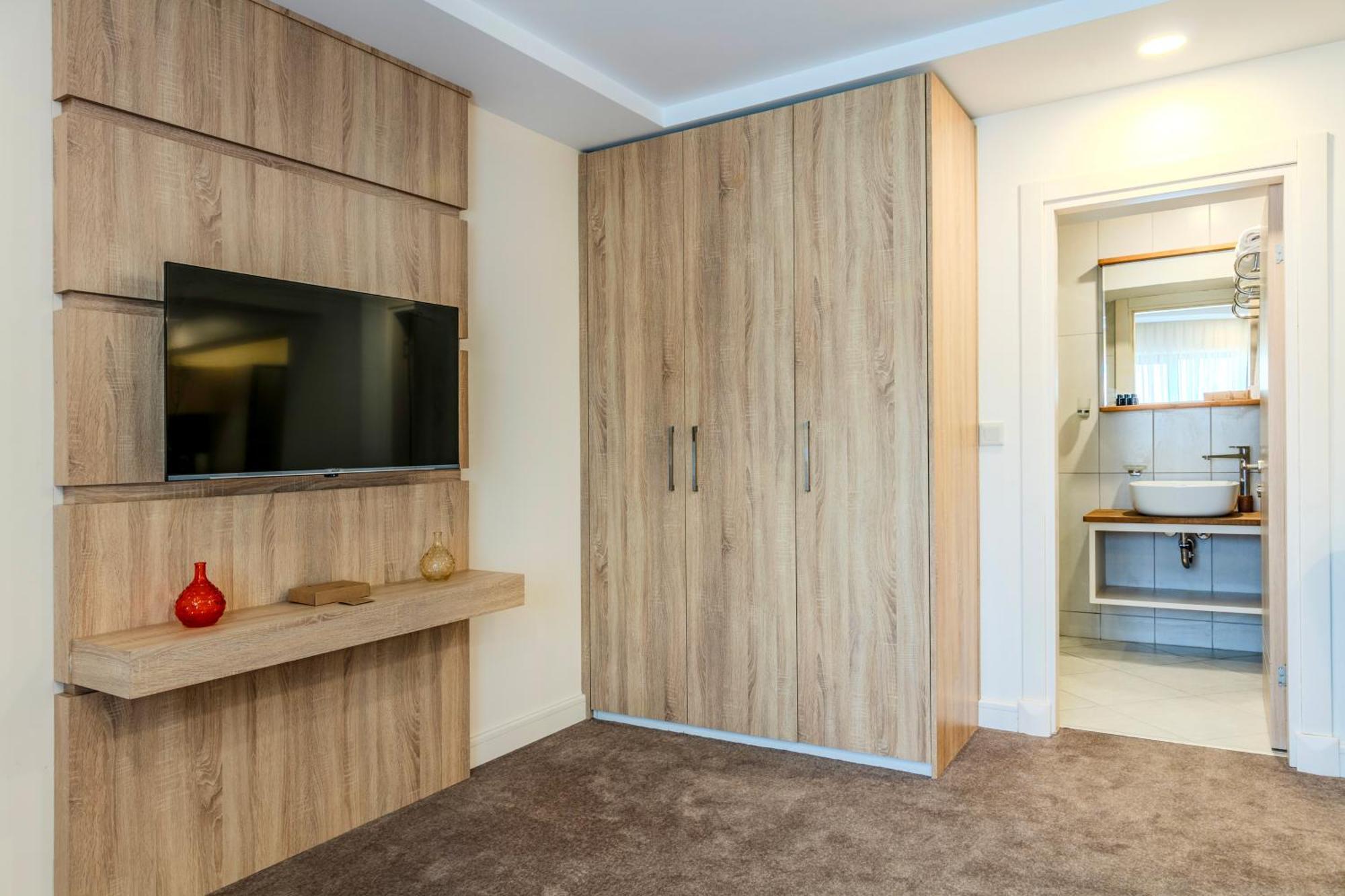 Roys Hotel & Suites Истанбул Екстериор снимка