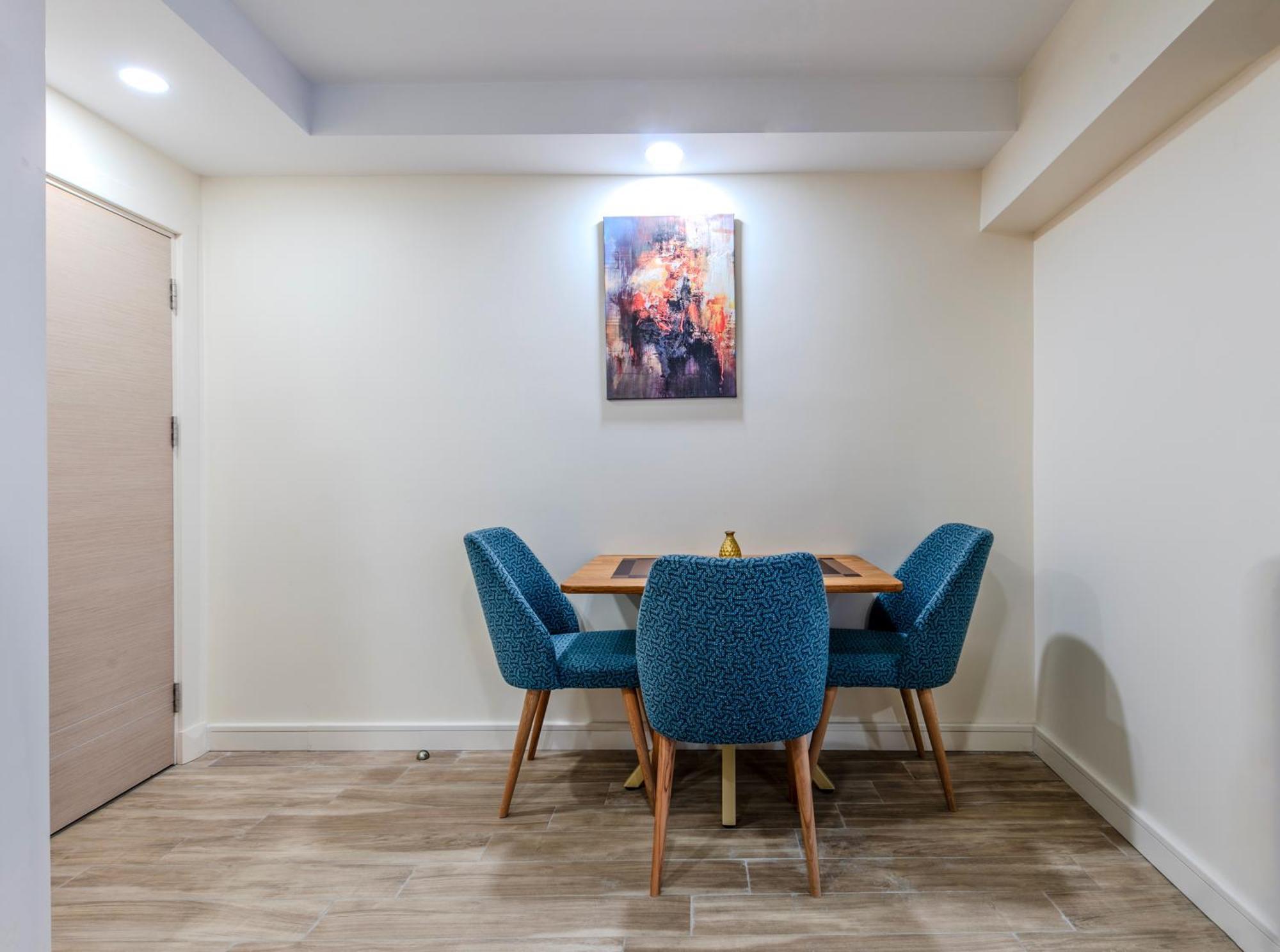Roys Hotel & Suites Истанбул Екстериор снимка