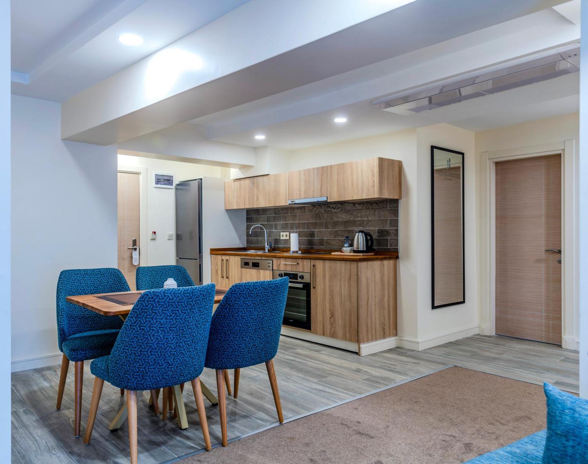 Roys Hotel & Suites Истанбул Екстериор снимка